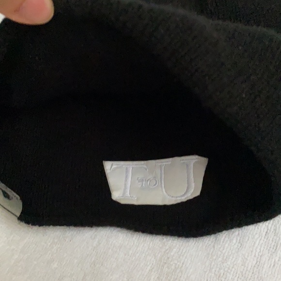 Roots toque - Picture 6 of 6